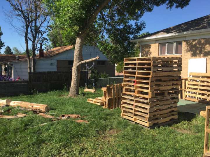 Gavin MacCall builds a Ninja Warrior obstacle course for his daughter: Wood pallets
